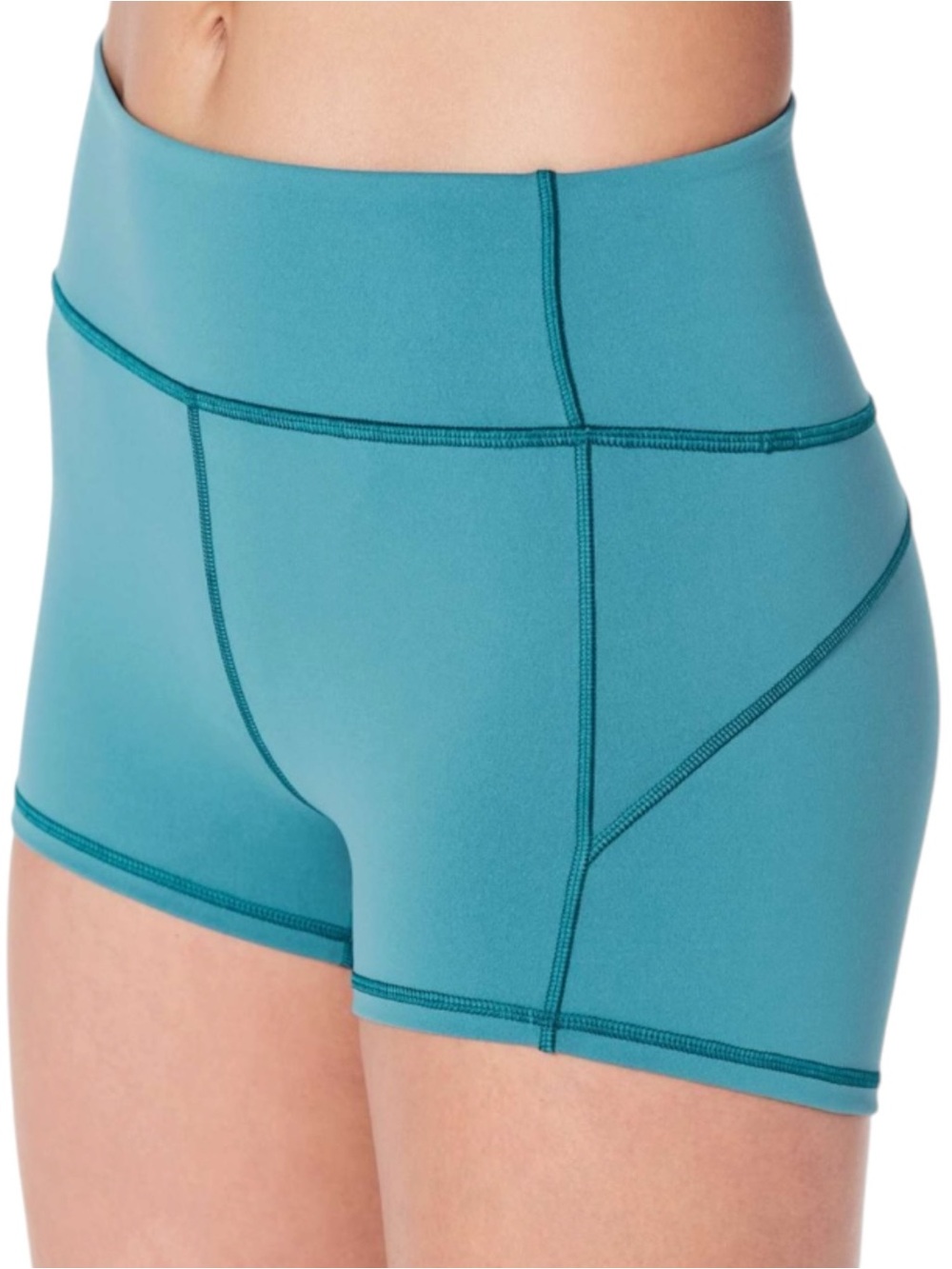 EUC Lululemon In Movement Short Everlux 2.5” Pacific‎ Teal Women’s Size 4
